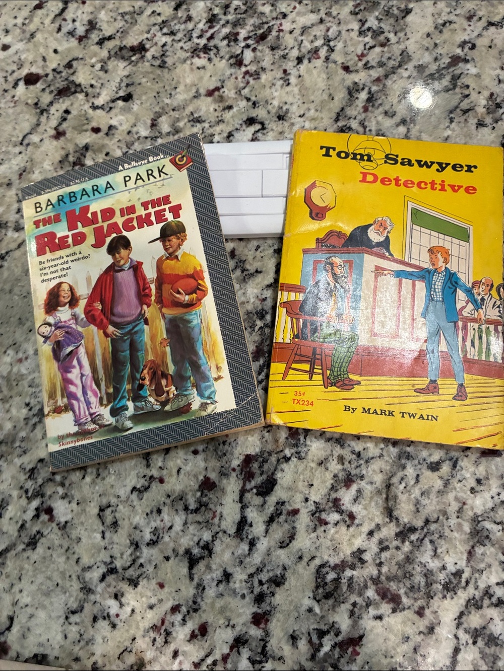 Detective by Mark Twain - Kids Book (Yellow Cover) Sold As Set Pls Check All Pic